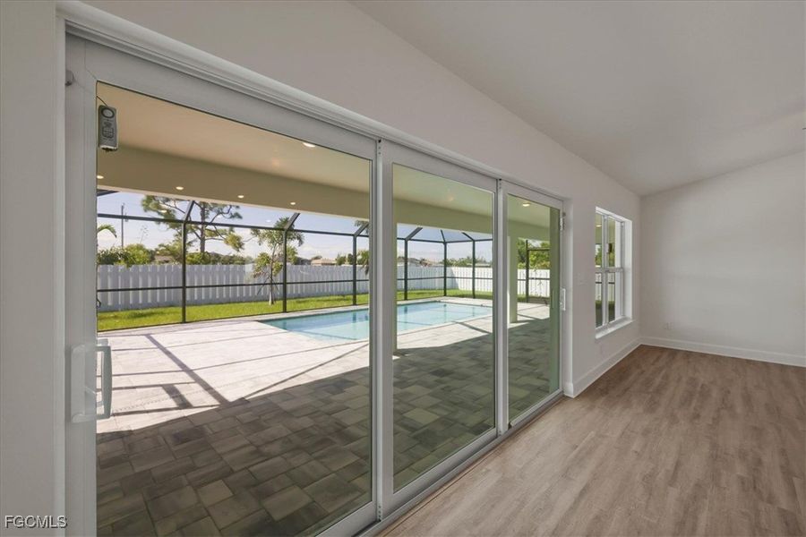 Image 32 of a home in Cape Coral.