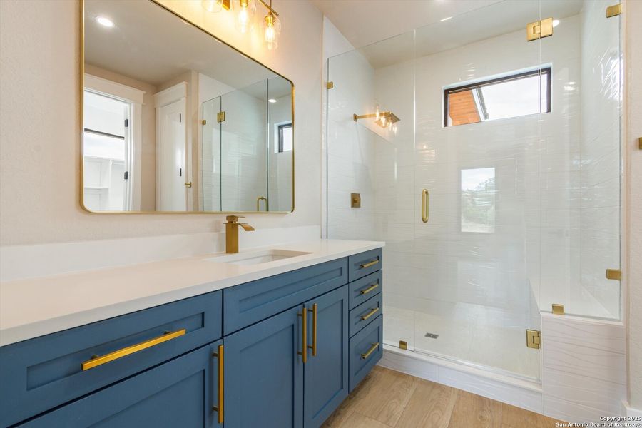 Furnished interior view inside a new home in , New Braunfels (Image 32). Furnished interior view inside a new home in , New Braunfels (Image 32).