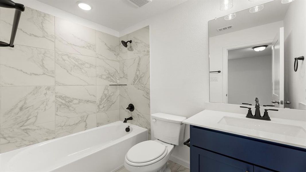 21. 1033 Bearing - 3RD Bath 21. 1033 Bearing - 3RD Bath