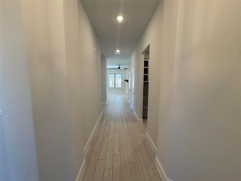 Spacious, unfurnished interior of a new home in , Collinsville (Image 11).