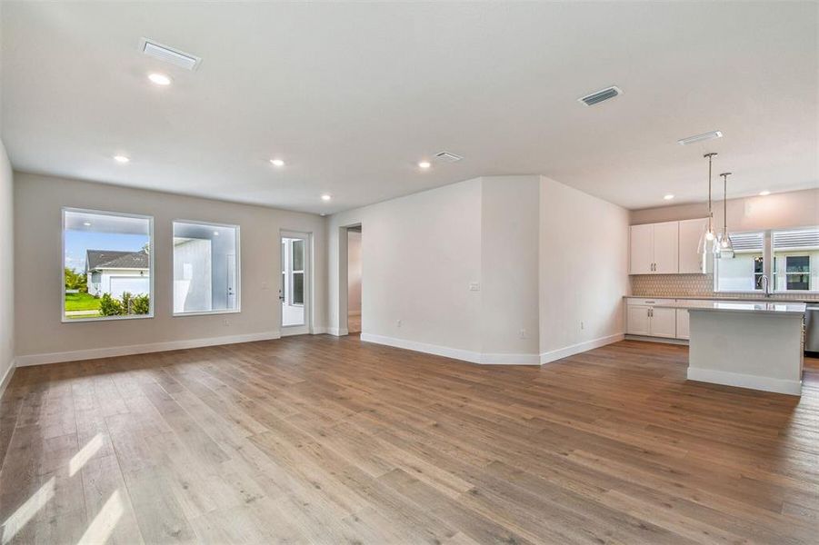 Dining & Family Room