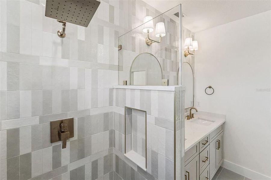 Image 37 of a home in .