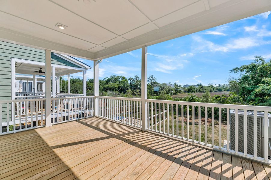 Exterior details and patio area of a home in , North Charleston (Image 3).