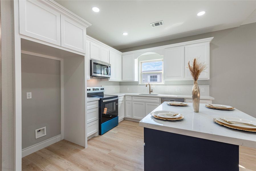 4523 Rose LN, Fresno, TX 77545 4523 Rose LN, Fresno, TX 77545