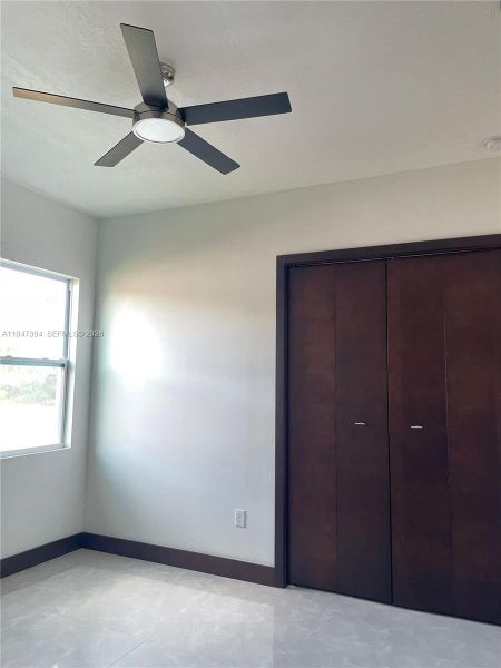 Spacious, unfurnished interior of a new home in , Palm Bay (Image 8).