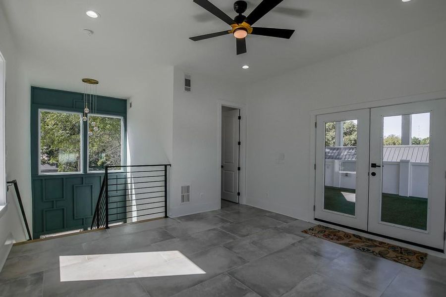 Spacious, unfurnished interior of a new home in , Atlanta (Image 46).