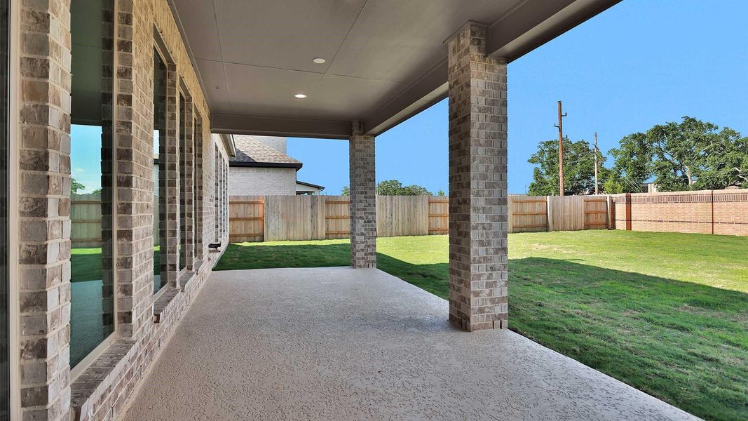 Exterior details and patio area of a home in Elyson, Katy (Image 4).