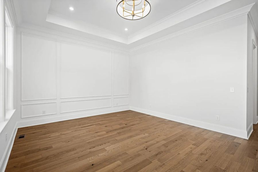 The Marshall C Primary Suite Bedroom