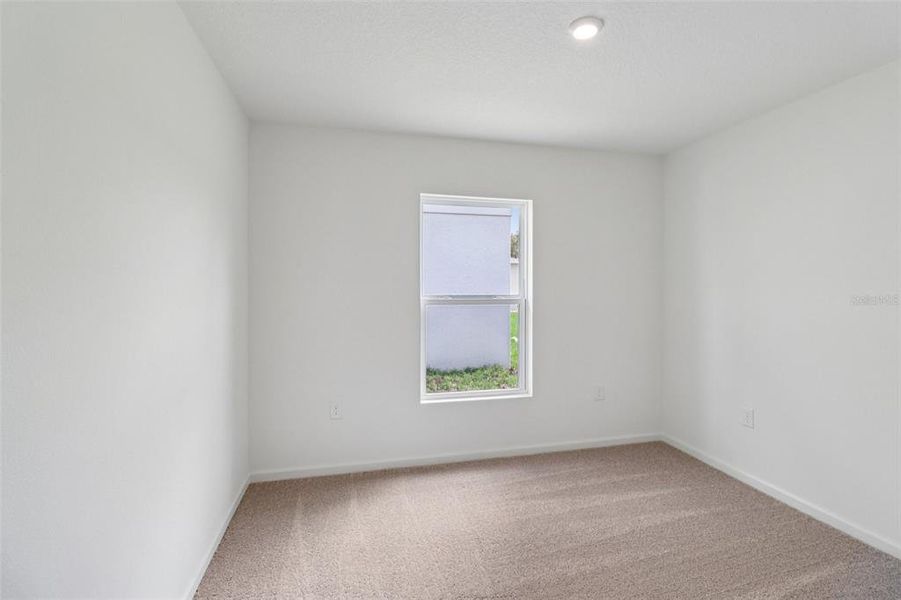 Spacious, unfurnished interior of a new home in Sumter Villas, Sumterville (Image 19).