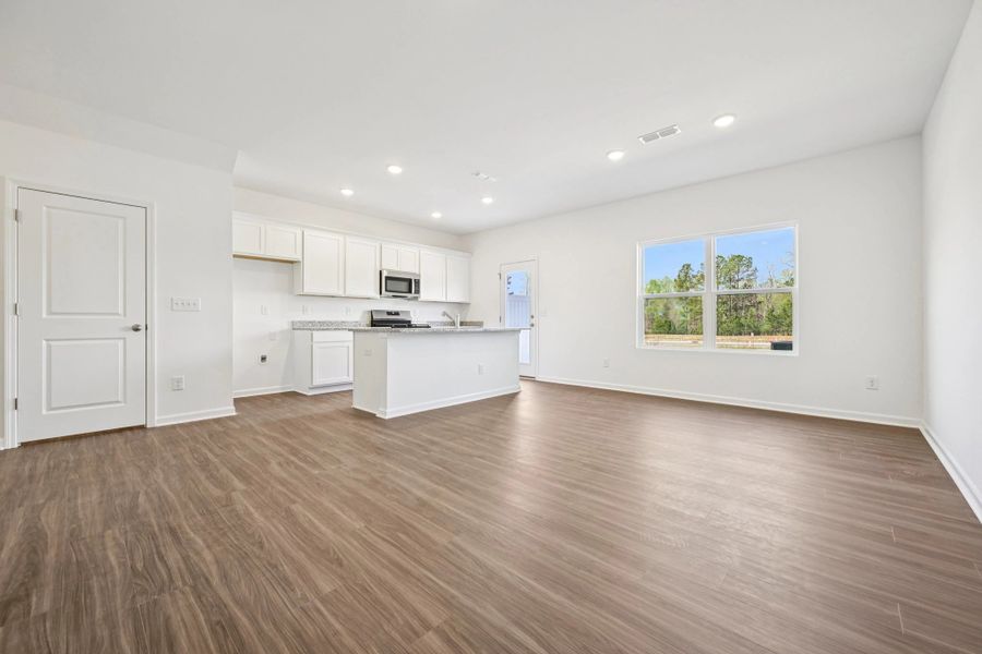 Spacious, unfurnished interior of a new home in Towns at The Point, Rolesville (Image 17).