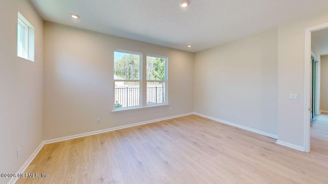 Spacious, unfurnished interior of a new home in RiverTown, St. Johns (Image 10).