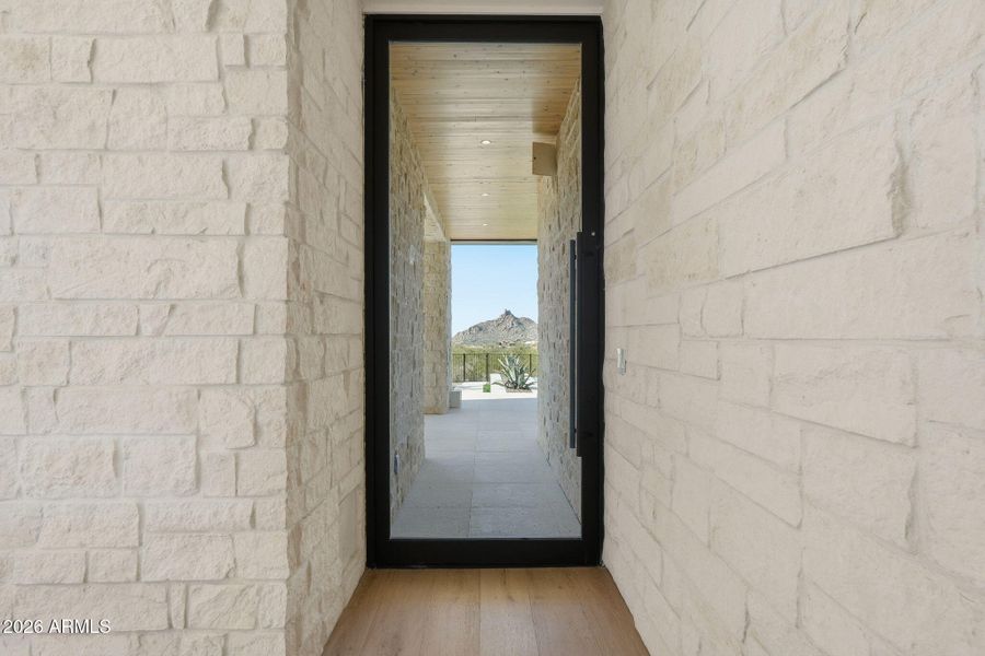 020_ListerPros (2) 020_ListerPros (2)