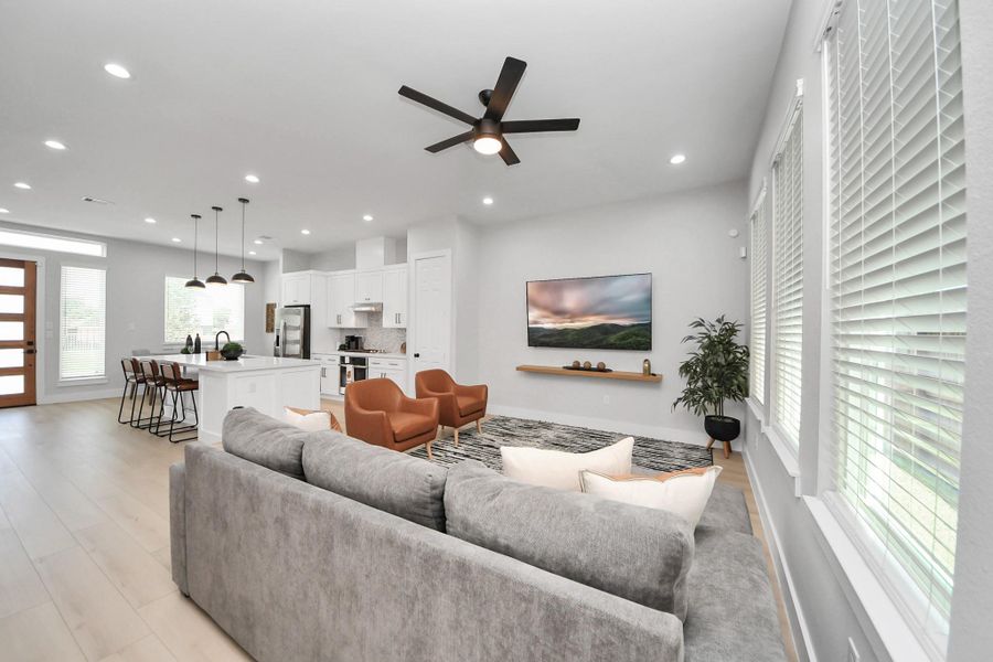 Furnished interior view inside a new home in , Houston (Image 20). Furnished interior view inside a new home in , Houston (Image 20).