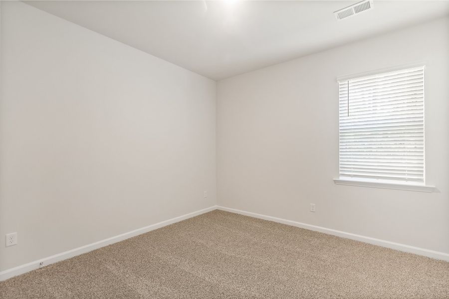 Spacious, unfurnished interior of a new home in The Grove, Florence (Image 37).