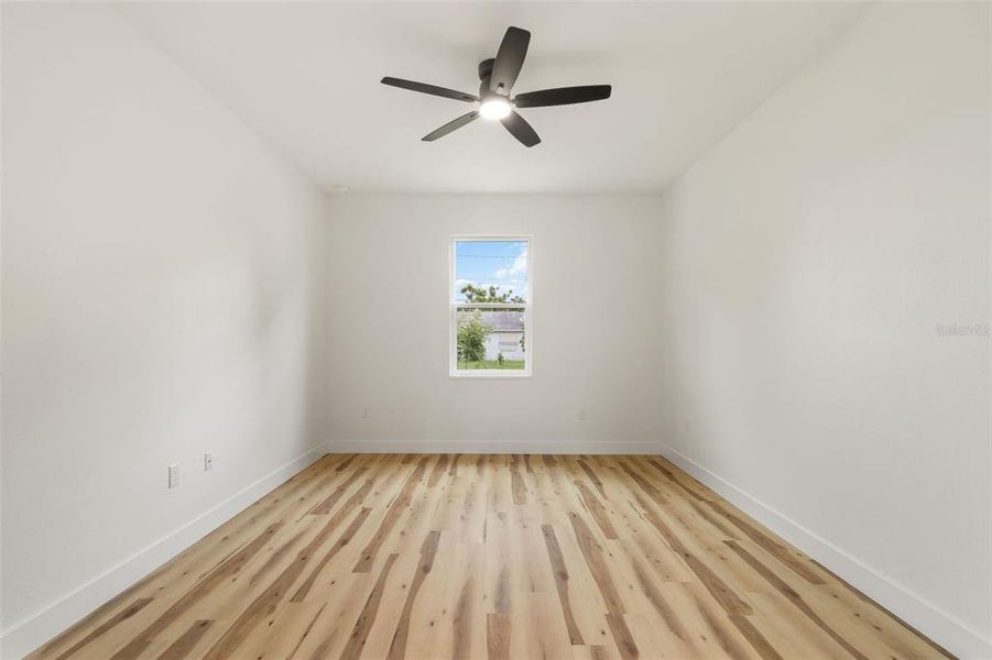 Spacious, unfurnished interior of a new home in , North Port (Image 36).