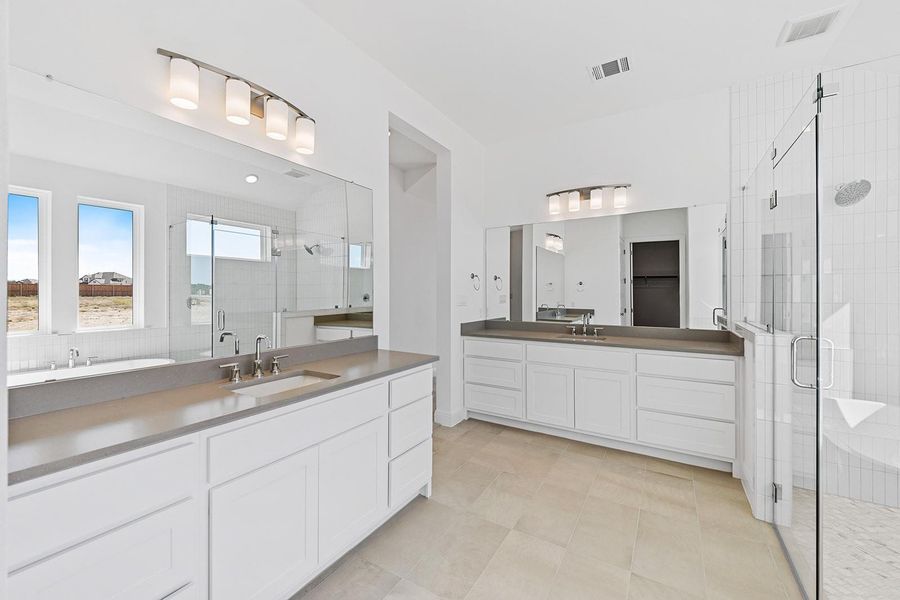 Furnished interior view inside a new home in Lariat - 70', Liberty Hill (Image 13).
