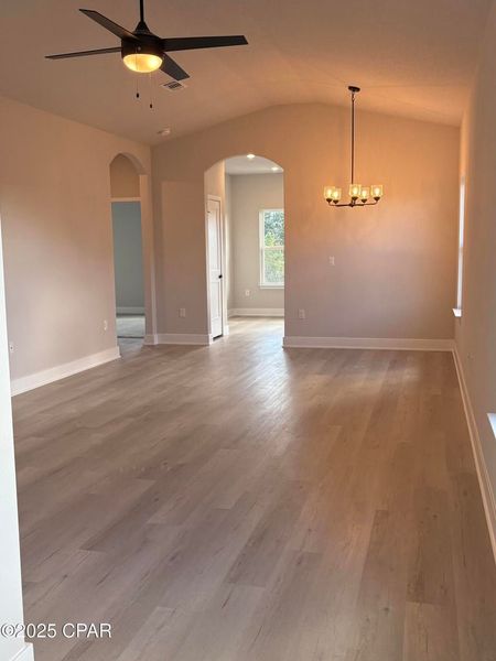 Spacious, unfurnished interior of a new home in Parkbrook, Panama City (Image 7).