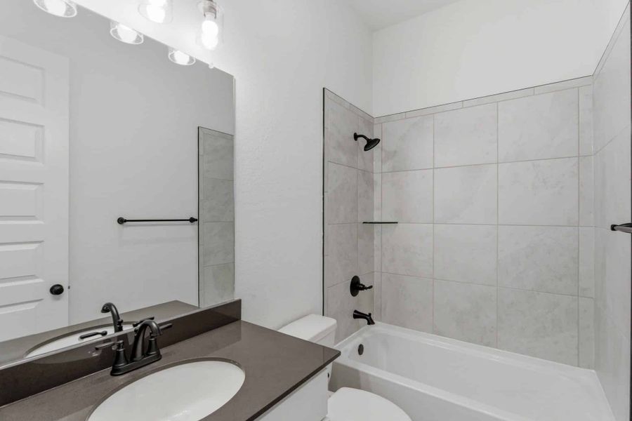 Furnished interior view inside a new home in Sienna Lakes, San Antonio (Image 11). Furnished interior view inside a new home in Sienna Lakes, San Antonio (Image 11).