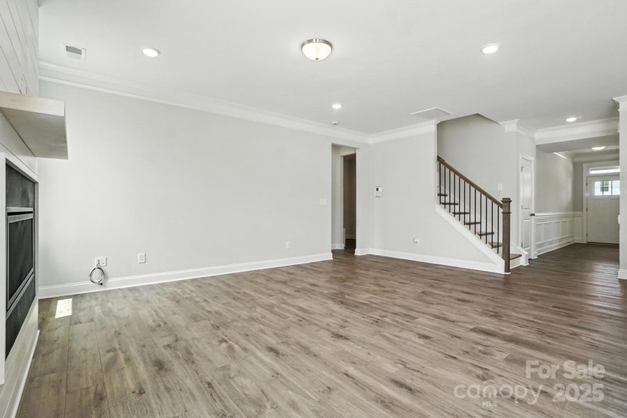 Spacious, unfurnished interior of a new home in Hampton Woods, Charlotte (Image 28).