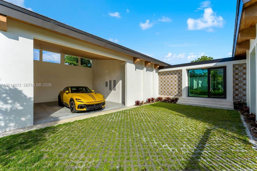 Exterior details and patio area of a home in , Coral Gables (Image 21). Exterior details and patio area of a home in , Coral Gables (Image 21).