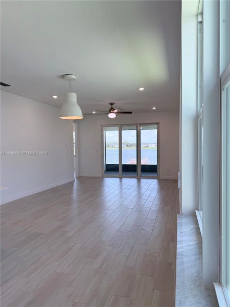 Spacious, unfurnished interior of a new home in Seagrove, Fort Pierce (Image 53). Spacious, unfurnished interior of a new home in Seagrove, Fort Pierce (Image 53).