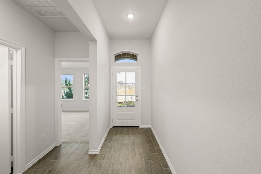 Front exterior of a new home in Myrtle Creek, Waxahachie, TX, highlighting curb appeal (Image 6).