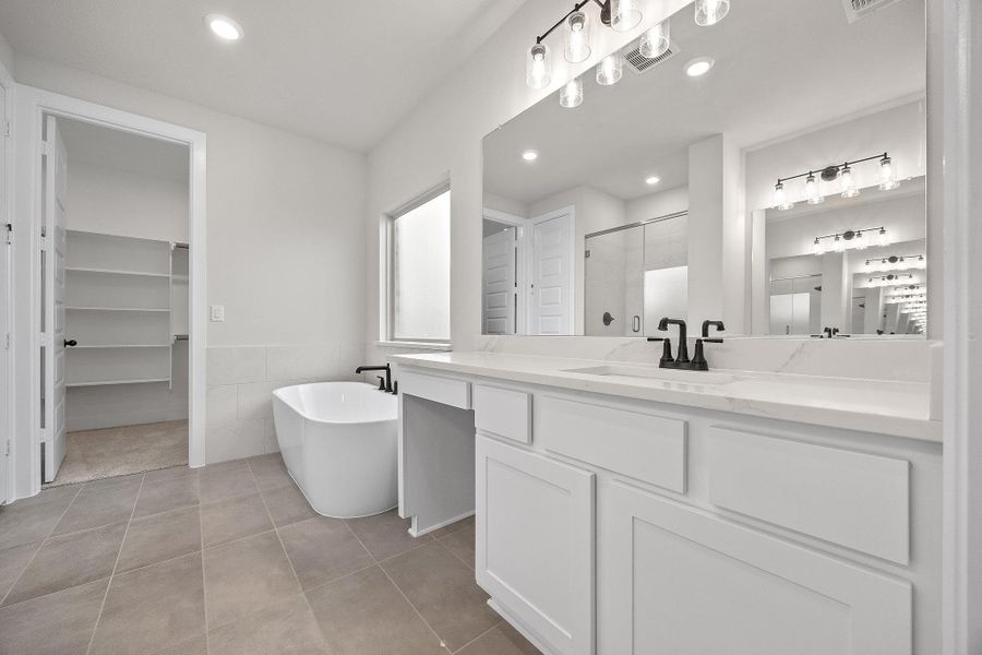 Furnished interior view inside a new home in Parmer Ranch, Georgetown (Image 6).