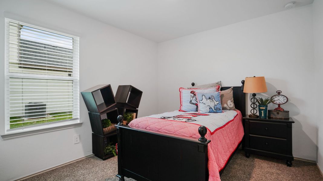 Representative furnished interior of a home built from the EASTON by D.R. Horton in Westward Pointe, Sealy (Image 14).