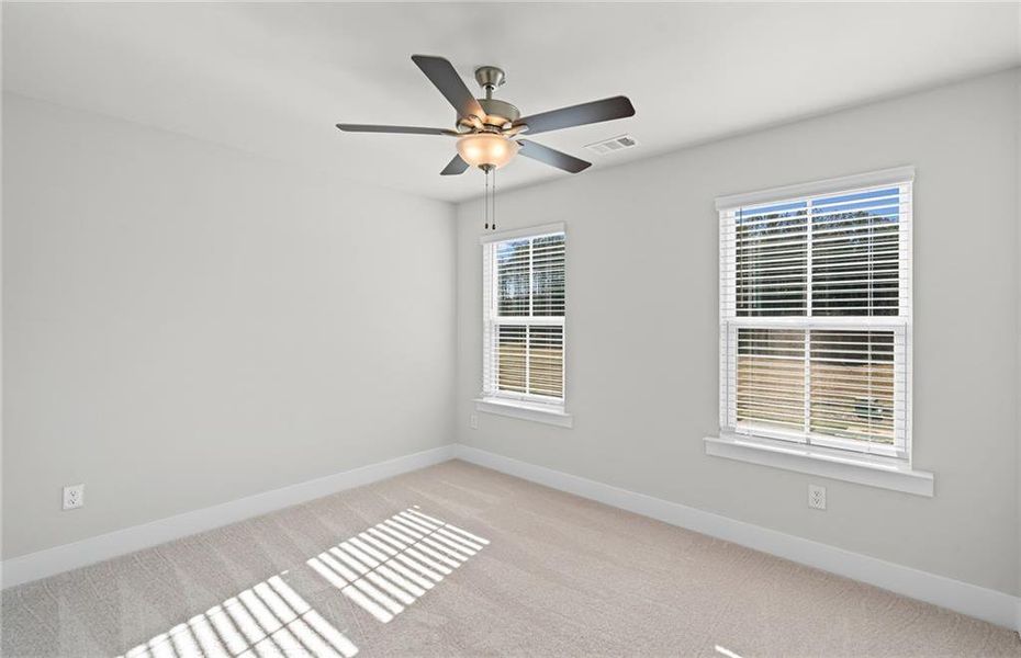 Spacious, unfurnished interior of a new home in Creekside at Skelton, Jefferson (Image 17).