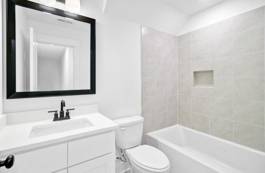 Image 36 of a home in .