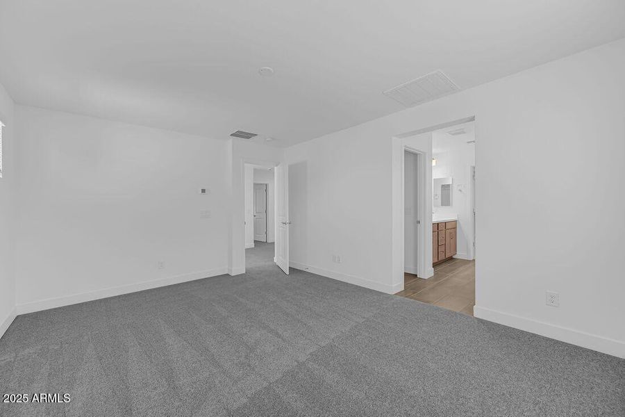 9986 W PICCADILLY Road - Ready Now!