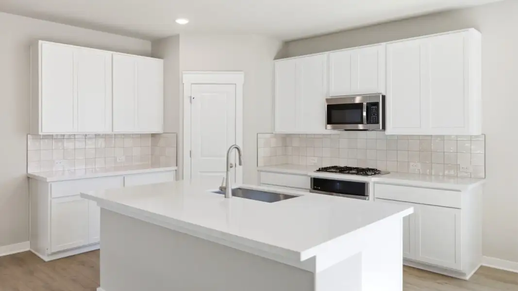 Furnished interior view inside a new home in Creeks Crossing, Elgin (Image 20).