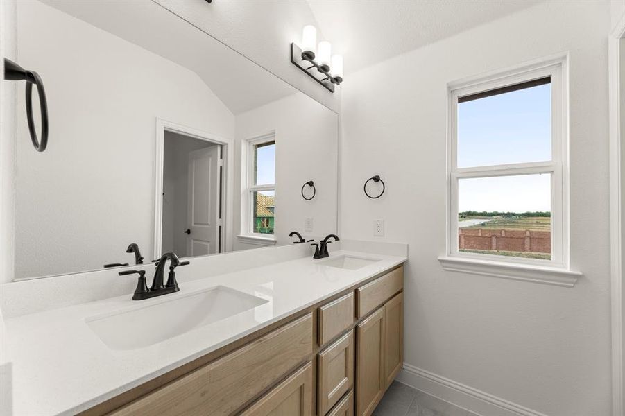 27. 2328 Leighton Top - 3RD Bath