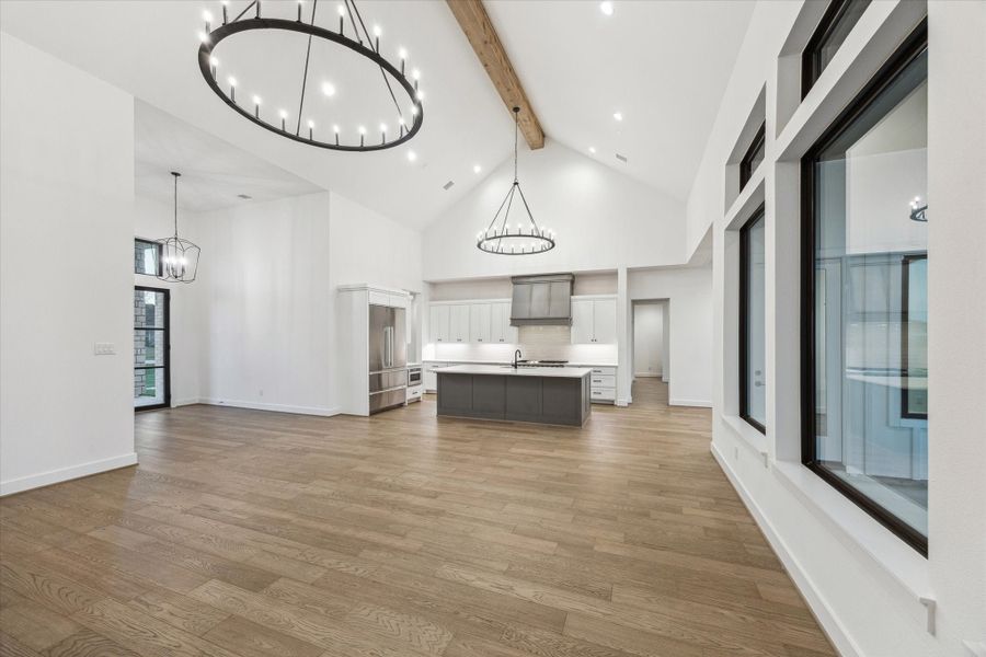 Spacious, unfurnished interior of a new home in Lakeview, Waller (Image 34).