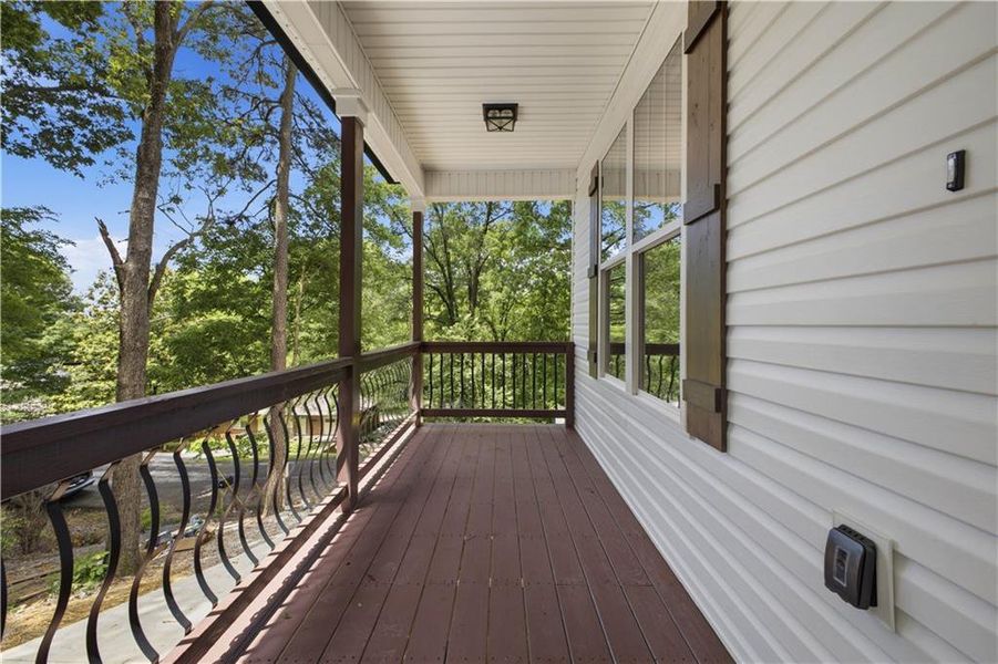 Exterior details and patio area of a home in , Calhoun (Image 22).