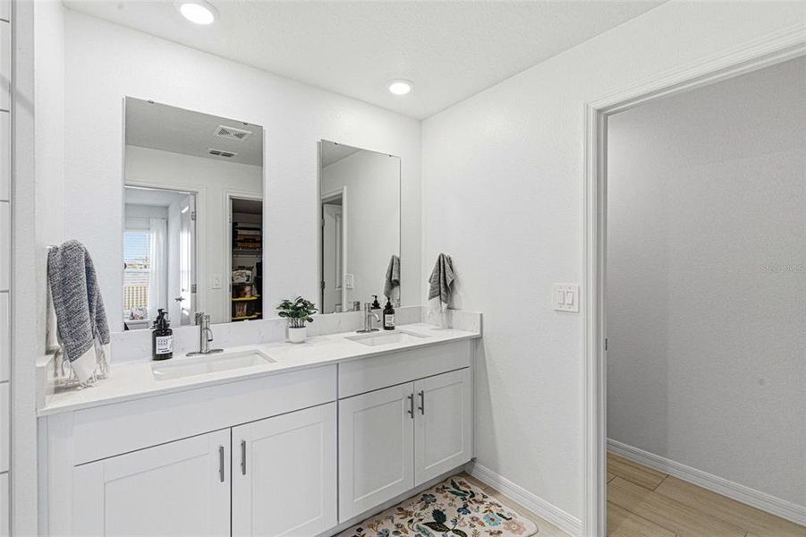 Furnished interior view inside a new home in North Park Isle, Plant City (Image 40).