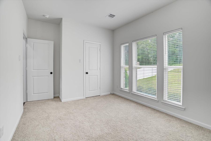 Spacious, unfurnished interior of a new home in , Kenefick (Image 31).