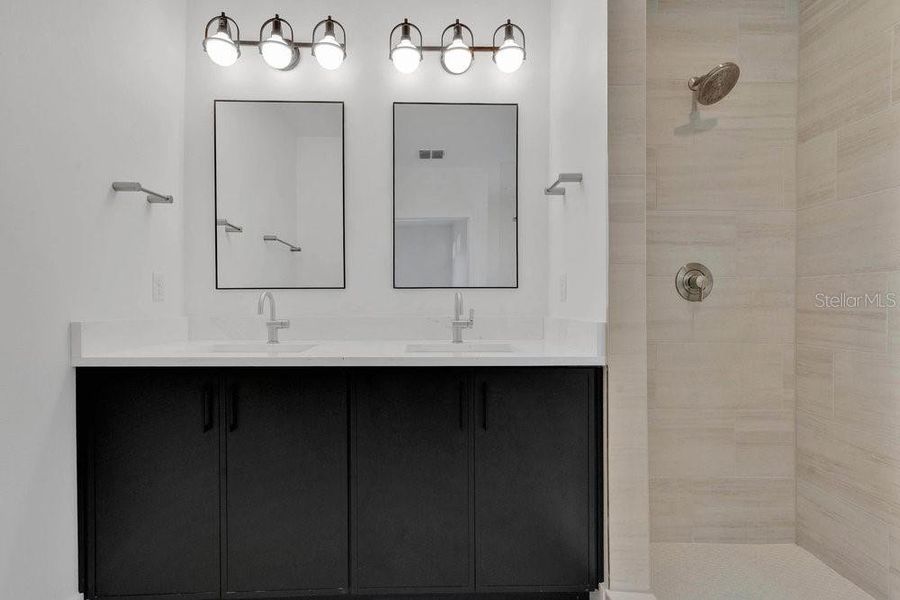 Furnished interior view inside a new home in , Orlando (Image 15).