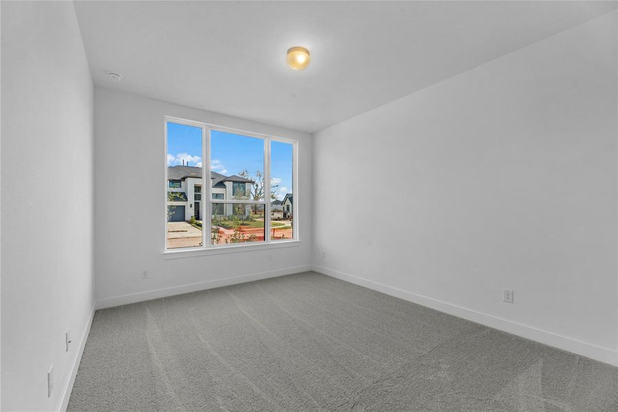 Spacious, unfurnished interior of a new home in Sienna, Missouri City (Image 22). Spacious, unfurnished interior of a new home in Sienna, Missouri City (Image 22).