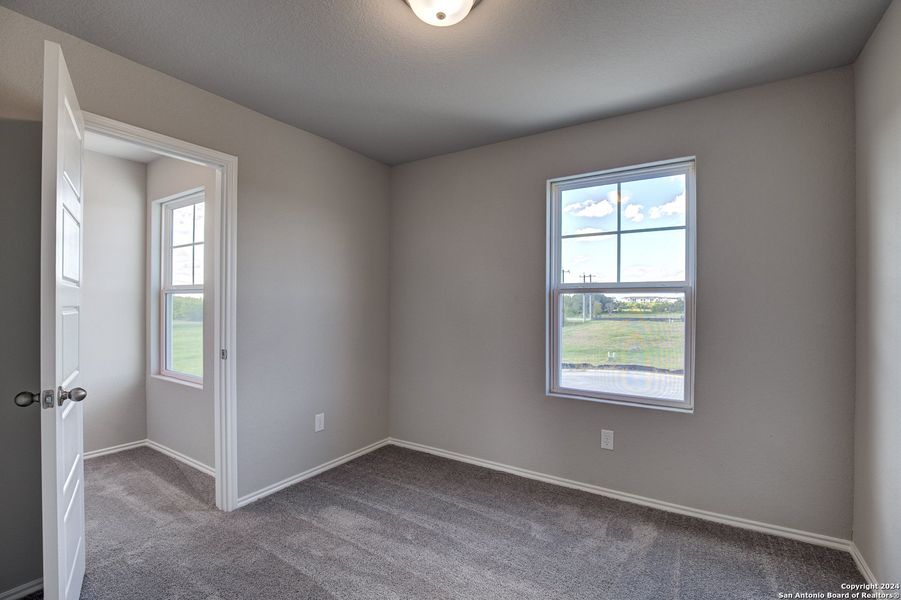 Spacious, unfurnished interior of a new home in Applewhite Meadows, San Antonio (Image 23).