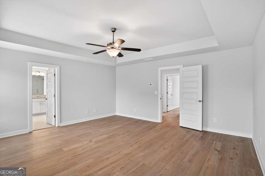 Spacious, unfurnished interior of a new home in The Fairways at Mirror Lake, Villa Rica (Image 67). Spacious, unfurnished interior of a new home in The Fairways at Mirror Lake, Villa Rica (Image 67).