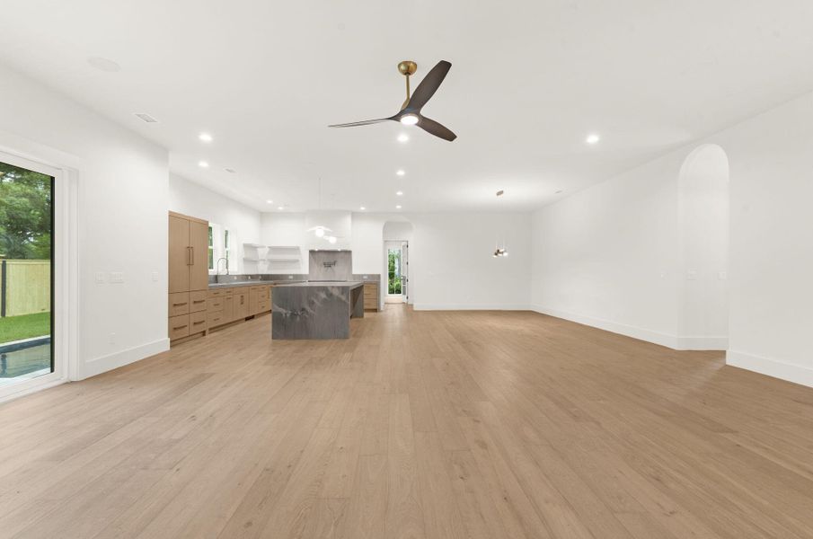 Spacious, unfurnished interior of a new home in , Mount Pleasant (Image 49).
