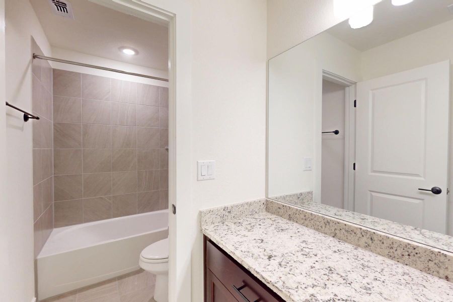 Furnished interior view inside a new home in Edgewood, Leander (Image 7).