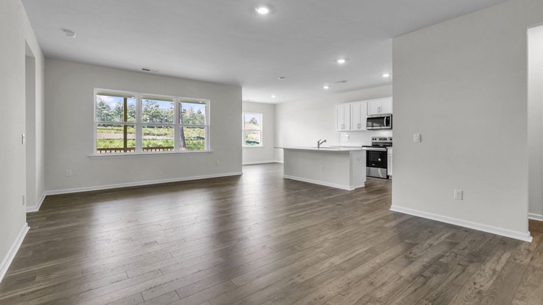 Spacious, unfurnished interior of a new home in Villa Grande, Winterville (Image 13).