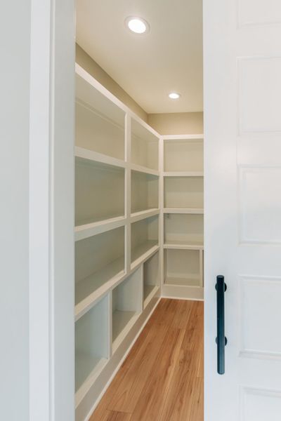 Spacious, unfurnished interior of a new home in , Walterboro (Image 42).