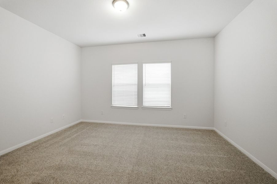 Spacious, unfurnished interior of a new home in Hayden Estates, Buckeye (Image 17).