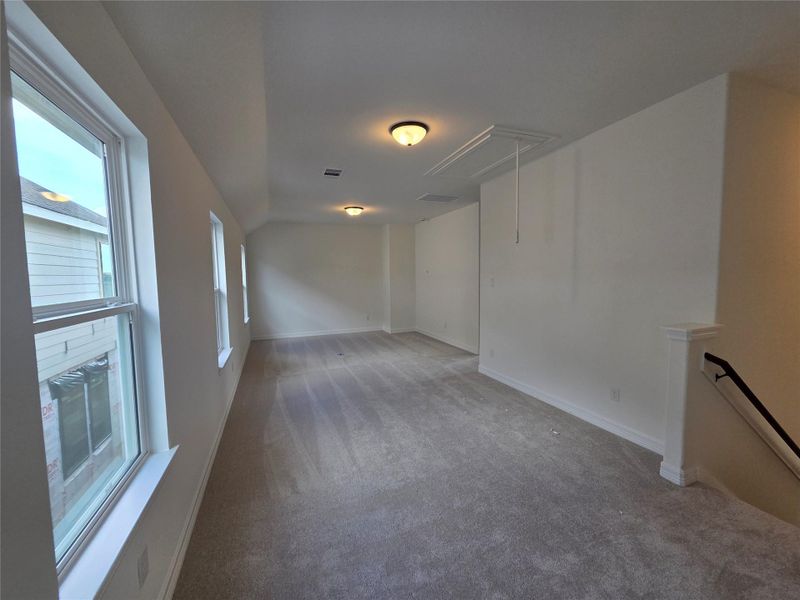 Spacious, unfurnished interior of a new home in Emory Glen, Magnolia (Image 17).