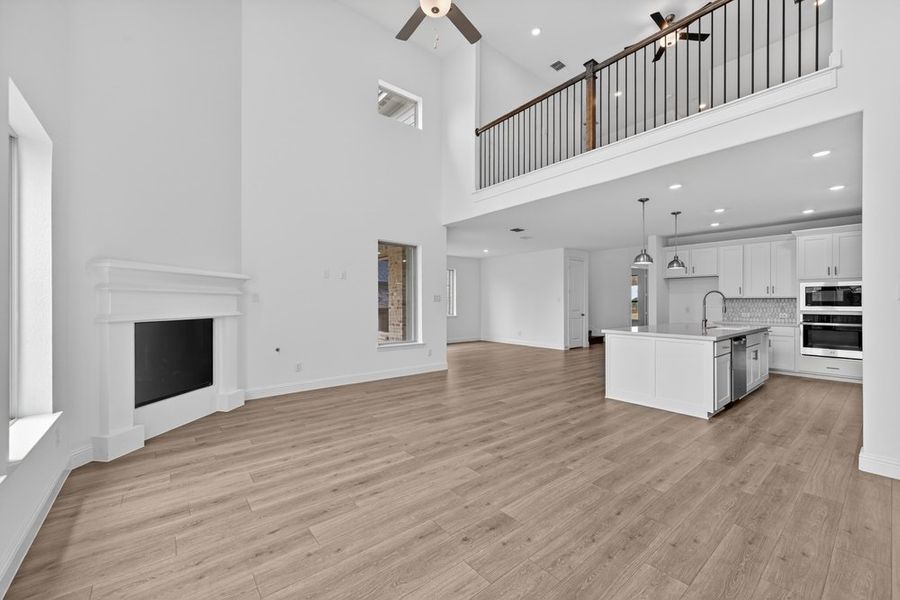 Spacious, unfurnished interior of a new home in Highland Lakes, McKinney (Image 15). Spacious, unfurnished interior of a new home in Highland Lakes, McKinney (Image 15).