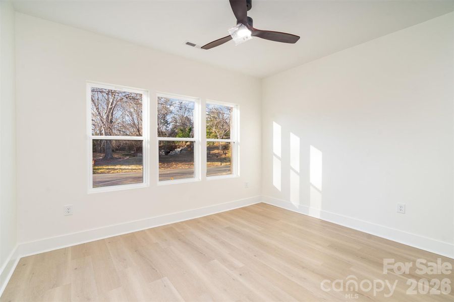 Spacious, unfurnished interior of a new home in , Shelby (Image 14).