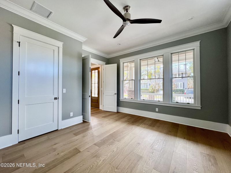 Spacious, unfurnished interior of a new home in , Jacksonville (Image 95).